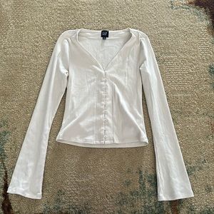 GAP cream long sleeve